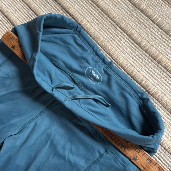 Oiselle leggings tights beautiful turquoise ocean teal blue inseam 28 size 10 M - Picture 3 of 10